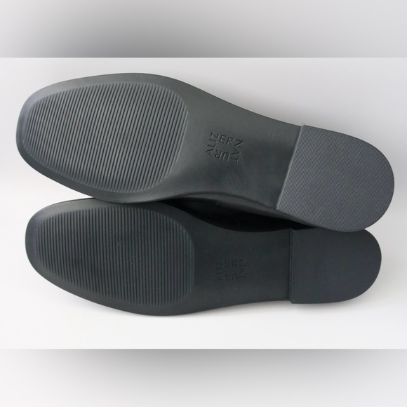 NWOT- Naturalizer Effortless Loafers in Black Leather, Size 7.5M - Picture 2 of 7